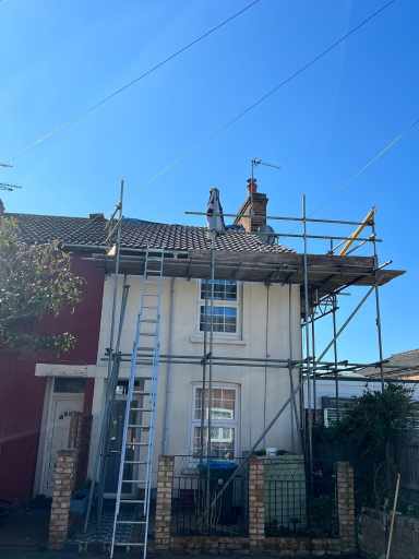Expert Roofer Aylesbury 37 30 5 Medium