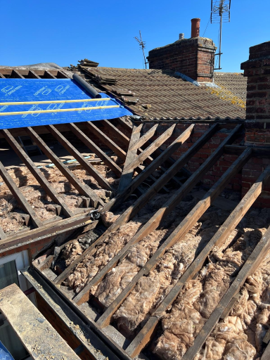 Expert Roofer Aylesbury 37 30 8 Medium