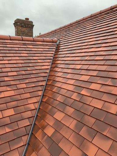 Expert Roofer Aylesbury 38 27 10 Medium