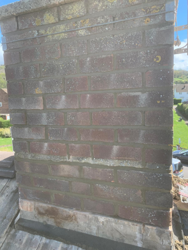 Expert Roofer Aylesbury 38 27 17 Medium