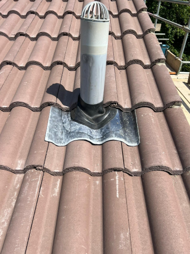 Expert Roofer Aylesbury 38 27 26 Medium
