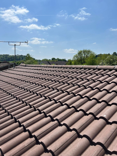 Expert Roofer Aylesbury 38 27 33 Medium