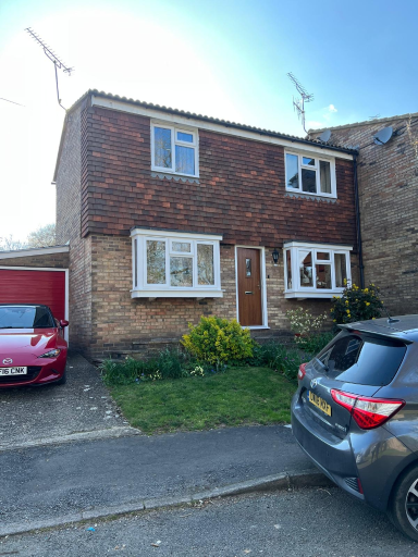 Expert Roofer Aylesbury 38 27 8 Medium