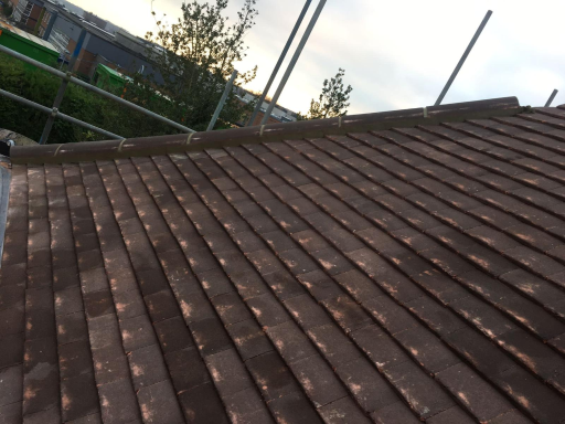 Roofer Aylesbury 06 Medium