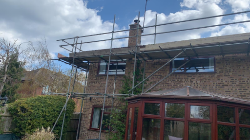 Roofer Aylesbury 30 Medium