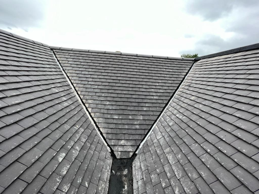 Roofer Aylesbury 38 Medium