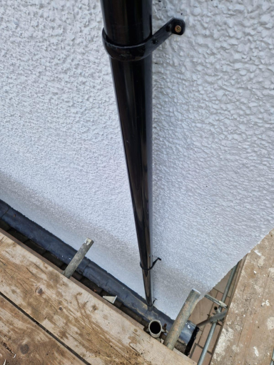 Roofer Aylesbury 63 Medium