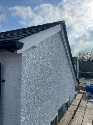 Roofer Aylesbury 67 Medium