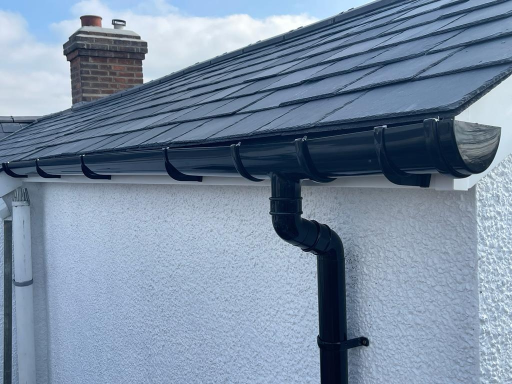 Roofer Aylesbury 69 Medium