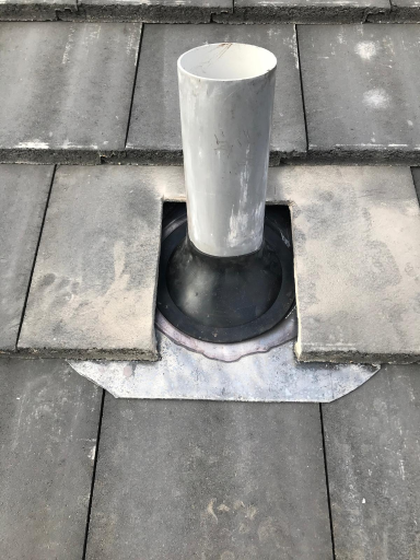 Roofer Aylesbury 74 Medium
