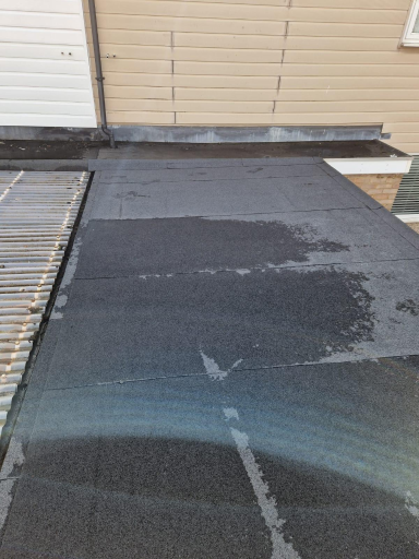 Roofer Aylesbury 87 Medium