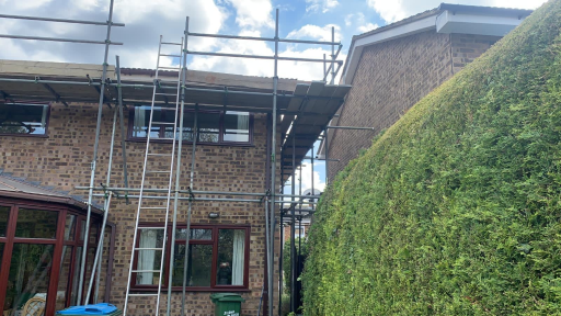 Roofer Aylesbury 9 Medium