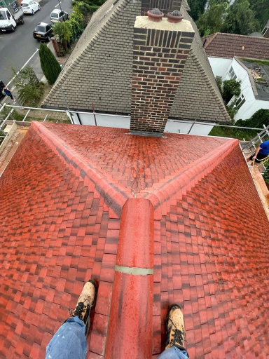 Roofer Aylesbury 91 Medium